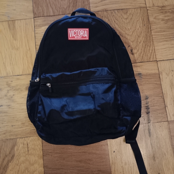 VICTORIA'S SECRET BACKPACK - Picture 2 of 7